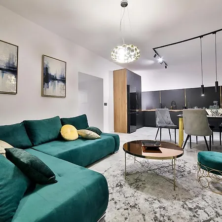 Przy Bulwarach Apartament *